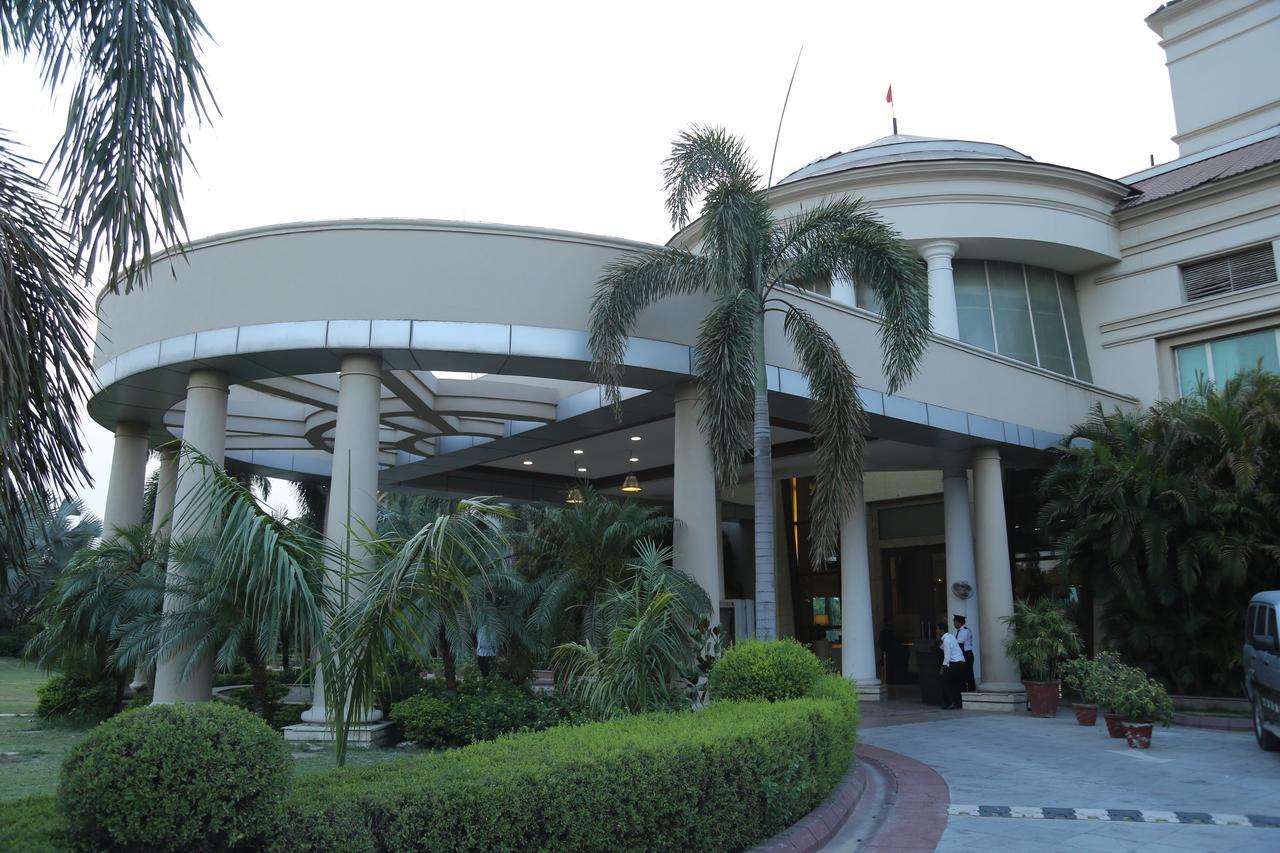 The Cabbana Resort & Spa Phagwāra Exterior photo